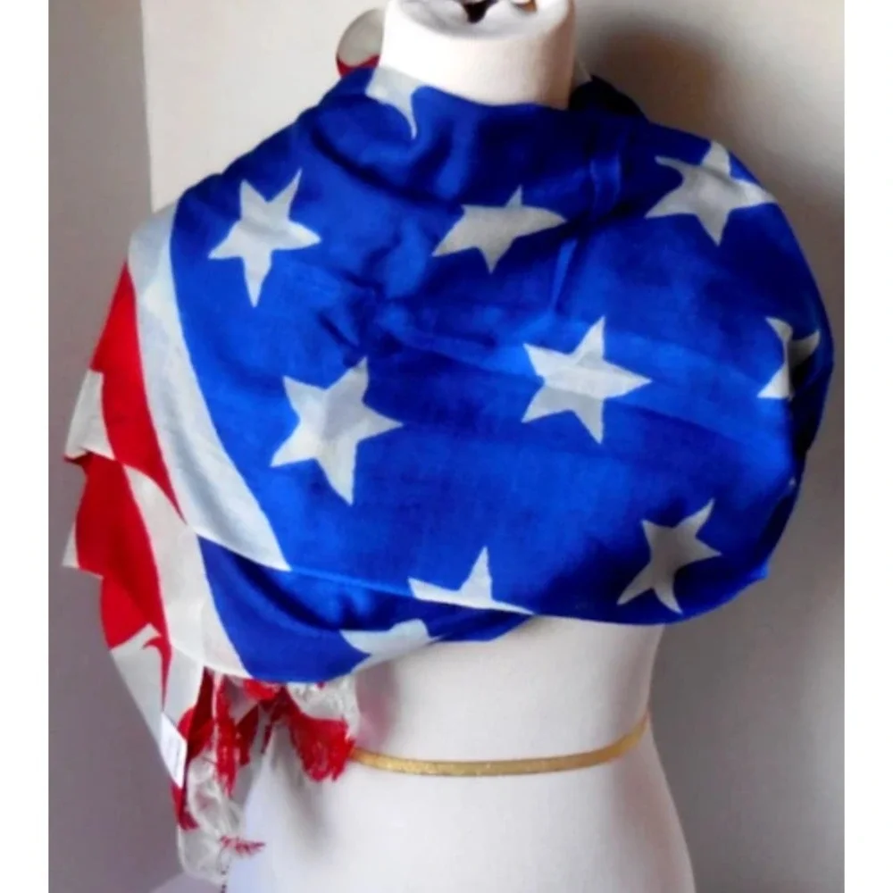 Nike Scarf OSFM Red White‎ Blue USA Flag Lightweight Soft N1001932-987